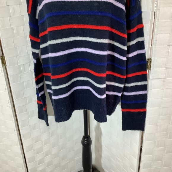 NWT Nwt Court & Rowe striped sweater size small - Picture 5 of 7
